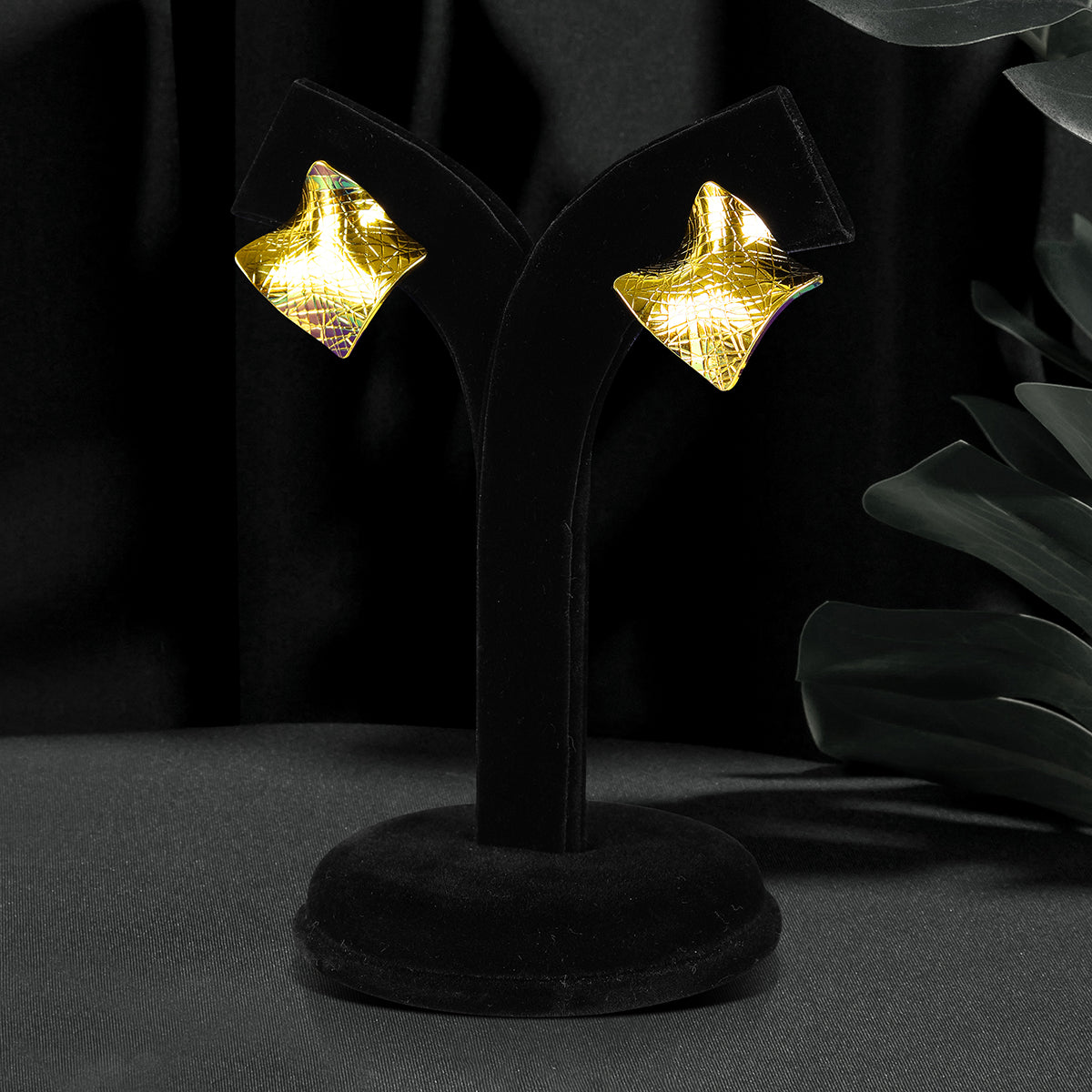 Square chunky earrings